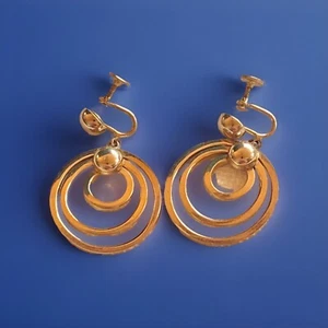 Vintage Coro Signed Gold Tone Triple Hoop Screw Back Dangle Earrings 1 1/2” - Picture 1 of 3