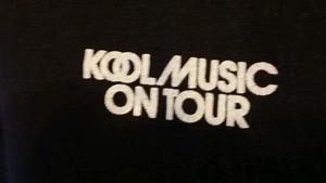 VTG 80s KOOL MUSIC ON TOUR Black Polo Shirt Large - Picture 1 of 6