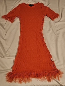 Mini Vestido Pretty Little Thing Coral Tejido Transparente Borde Crudo XS - Imagen 1 de 5