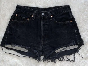 LEVI'S 501 PANTALONES CORTOS VAQUEROS NEGROS MUJER 29 BOTONES MOSCA DESGASTADO JEAN SHORT - Imagen 1 de 6