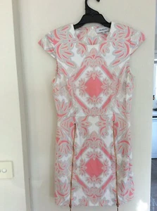 Maurie And Eve Dress - Picture 1 of 4
