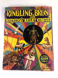 1973 Ringling Bros & Barnum & Bailey Circus 103rd Souvenir Program w/ Postcards - Picture 1 of 12