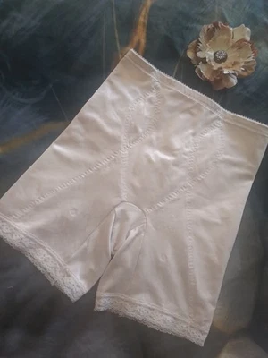 Pantalones cortos modeladores vintage Adonna XL beige nailon encaje faja lencería Sissy Foto 1 de 4