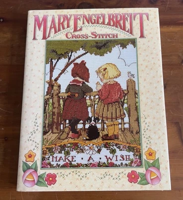 MARY ENGELBREIT CROSS STITCH HARDCOVER BOOK COPYRIGHT 1996 - Image 1 of 4