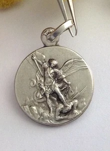 Petite Médaille "Saint Michel Archange" En Argent 925 - Nouvelle - Bild 1 von 1