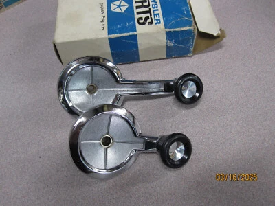 Nuevo de Lote Antiguo 1969 1972 Plymouth Dodge Chrysler Juego de Manivela Ventana 2999644 2935682 Foto 1 de 4