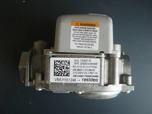 NEW Resideo VR8215S1248 Gas Valve 1/2" Natural Gas Lennox 102837-01 73W17 - Picture 1 of 6