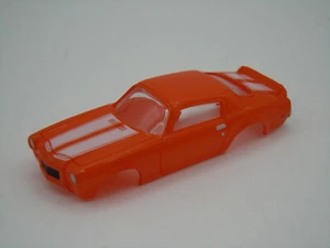 JOHNNY LIGHTNING #812 ORANGE/WHITE '72 CAMARO SHELL ~ NOS ~ FITS AURORA TJET - Picture 1 of 7