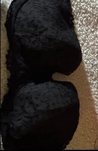 8 Victoria Secret Bras. The Price Is For All 8! That’s Roughly 15.00 Per Bra - Picture 1 of 8