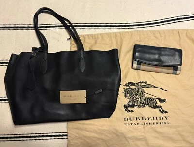 BURBERRY HAY MARKET BLACK/ Plaid Leather Rev Tote! PLUS WALLET! AUTHENTIC! - Image 1 of 4