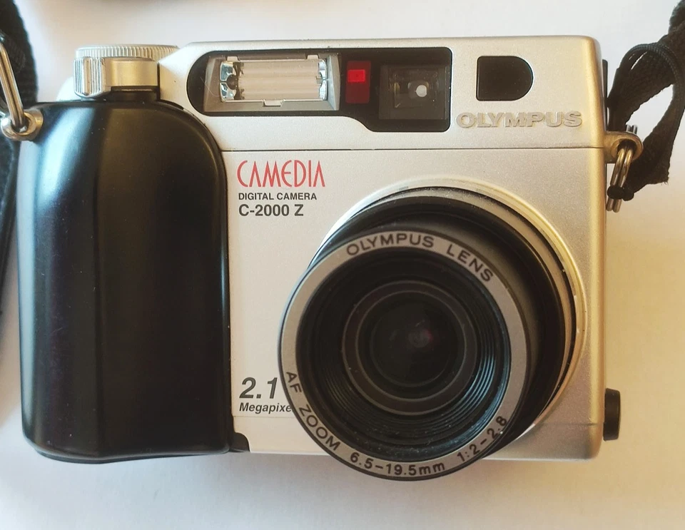 Olympus Camedia C200Z Digitalkamera Fotoapparat - Bild 1 von 4