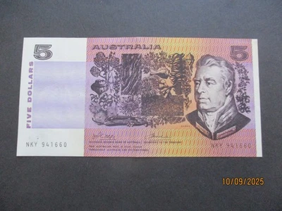 Australian Banknotes: Circulated $5- Great Item, Must Have! (T7031) - image 1 of 2
