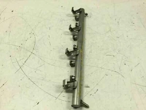 VOLKSWAGEN TOUAREG 2004 3.2L FUEL INJECTION RAIL FACTORY - Picture 1 of 8