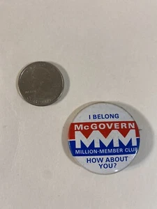 George McGovern I Belong - Botón Pinback 1972 Vintage - Memorabilia política - Imagen 1 de 2