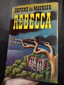 Rebecca - Daphne Du Maurier (Triangle Book HC/DJ 1945) RARE Facsimile SIGNATURE - Picture 1 of 17