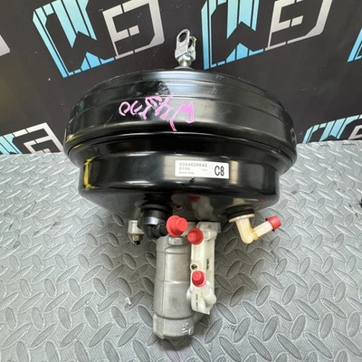 ГЛАВНЫЙ ЦИЛИНДР УСИЛИТЕЛЯ ДИЗЕЛЬНОГО ТОРМОЗА ISUZU NPR CHEVY W4500 5,2 Л - Изображение 1 из 4