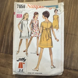 Abito Jiffy Vintage Modello Semplicità 7659 Junior Taglia 9 Busto 33 Usato - Foto 1 di 3