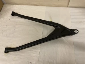 Brazo en A negro inferior izquierdo Can Am Maverick Turbo RR RS 2023-25 (1) 0 millas #XL700 - Imagen 1 de 12