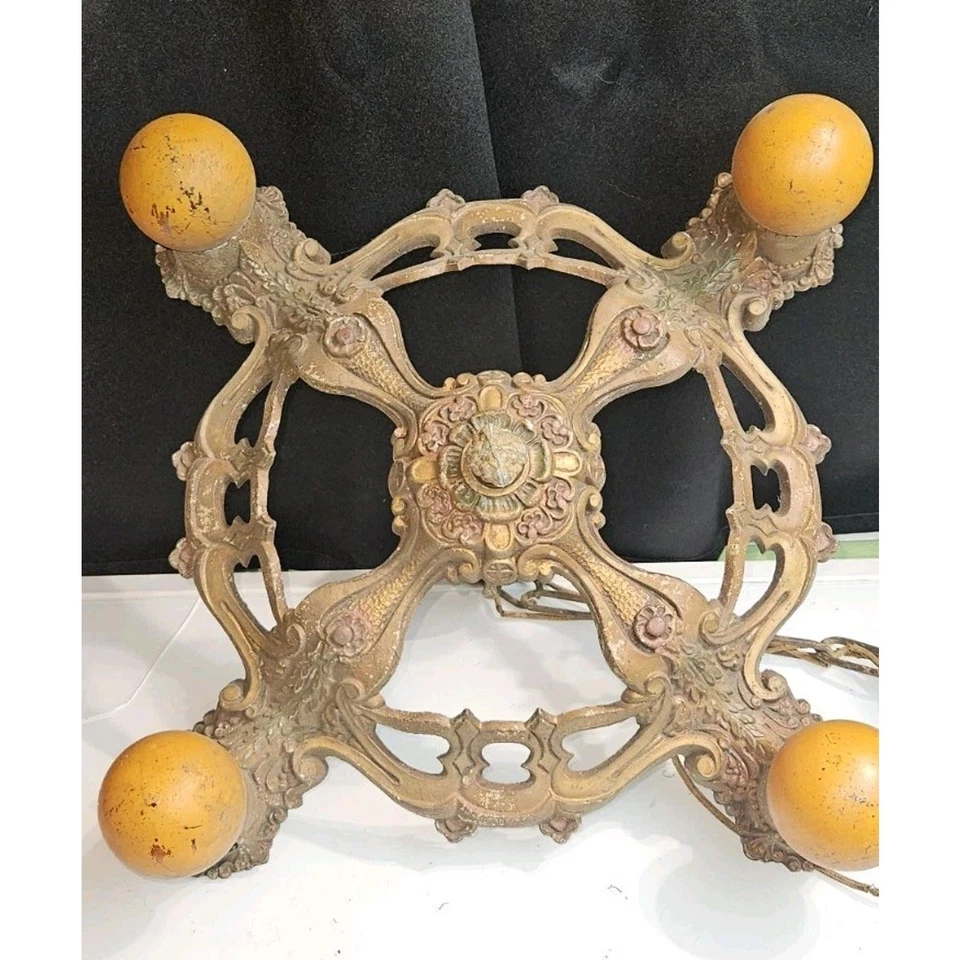 ART DECO 1930 ACCESORIO DE TECHO COLGANTE 4 BOMBILLAS Incluye las 4 bombillas originales Foto 1 de 4