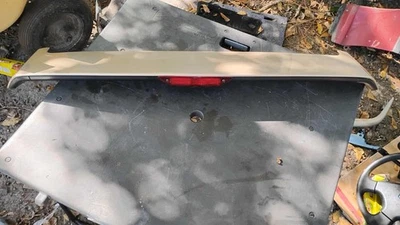 Alerón trasero Honda Civic Hatchback 88-91 OEM escotilla EF dorado de fábrica Foto 1 de 3