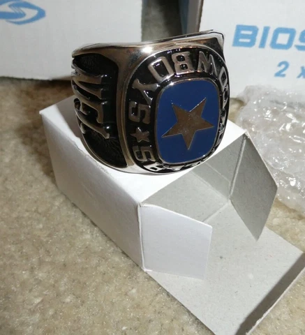 Vintage 1990s Large Ring or Paperweight Dallas Cowboys NFL Team Cover