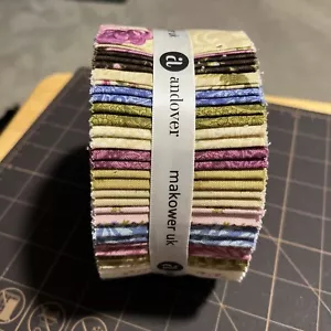 Andover Fabrics - Hat Box Jelly Roll 2.5” x 43” 40 Pieces - Picture 1 of 3