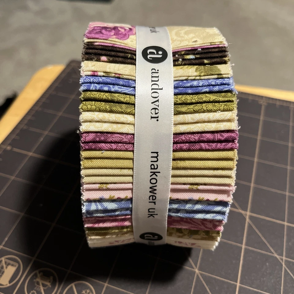 Telas Andover - Rollo de gelatina caja sombrero 2,5” x 43” 40 piezas Foto 1 de 3