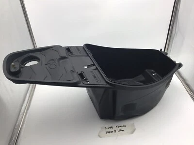 Kymco Super 8 150x 2016 OEM almacenamiento bajo asiento/equipaje de caja #81250-LGB5-E000-IT Foto 1 de 4