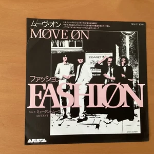 FASHION MOVE ON JAPAN 7 INCH 7RS-37 - Picture 1 of 3