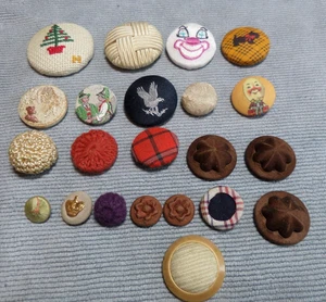 22 Vintage Antique FABRIC Buttons VARIOUS COLORS PATTERNS SIZES - Picture 1 of 12