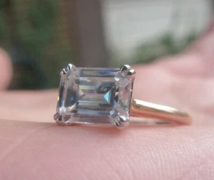 2Ct Emerald Cubic zirconia Solitaire Engagement Ring 14K Rose Gold Plated-Silver - Picture 1 of 7