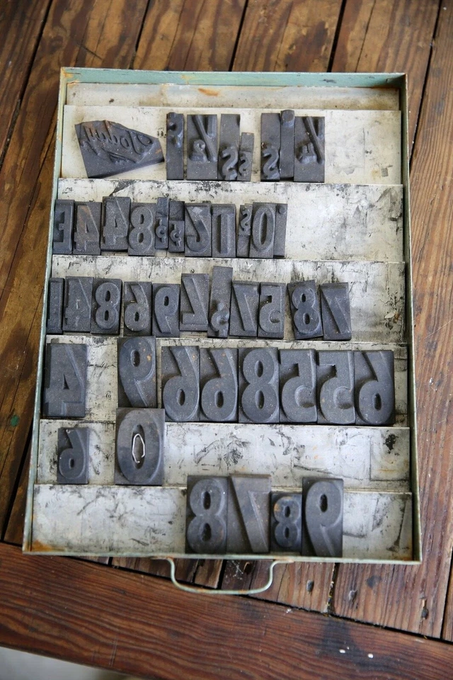 Vintage Typeset drawer letterpress Number Stamps Magnetic Rubber metal tray - Image 1 of 4