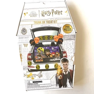 WIZARDING WORLD OF HARRY POTTER New 200 Piece Trunk Or Treat Kit TOT5 - Picture 1 of 6