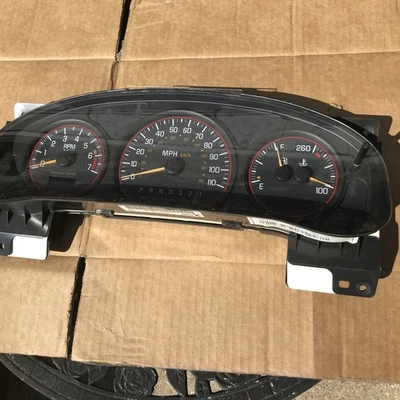 Pontiac Montana 2002 velocímetro cuadro de instrumentos piezas o reparación Foto 1 de 3