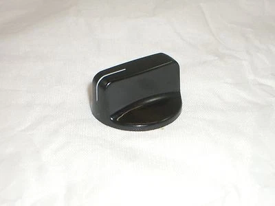 GC 1500 RADIO DIAL KNOB 1-1/8" ROUND POINTER 1PC - Image 1 of 3