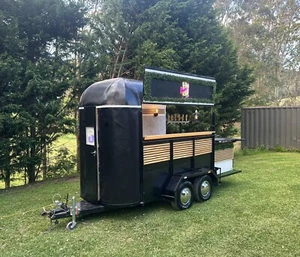 MOBILE BAR / TAP ROOM / FOOD TRUCK MOBILE TRAILER SMALL BUSINESS FOR SALE - Picture 1 of 17