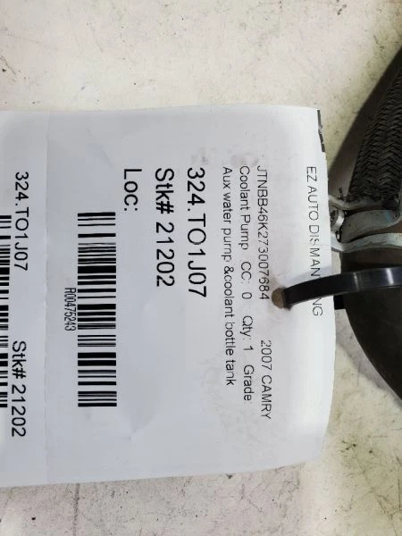 Toyota Camry 2007-2011, bomba de agua auxiliar y tanque de botella de refrigerante, n.º de parte: 16470-28100 Foto 1 de 4