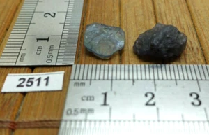 Lot 2 X TANZANITE 1,7g pierre brute naturelle TRES RARE ! reiki brut Tanzanie - Imagen 1 de 3