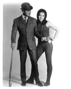 8”x10” photo/still, The Avengers, John Steed & Emma Peel #1 - Picture 1 of 2