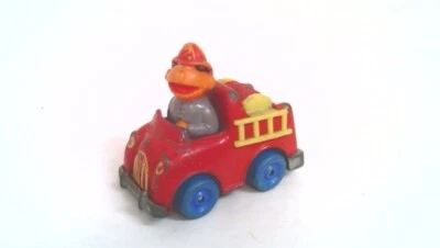 "Firefighter Ernie"~Hasbro Toys~1981~Muppets Inc.~Diecast~Firetruck~Sesame Stree - Image 1 of 4