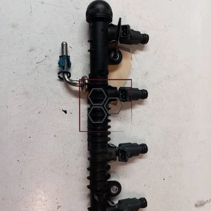 rampe einspritzung für OPEL AGILA (H00) 1.2 16V Njoy Mnv 8c262d 9157505 - Picture 1 of 5