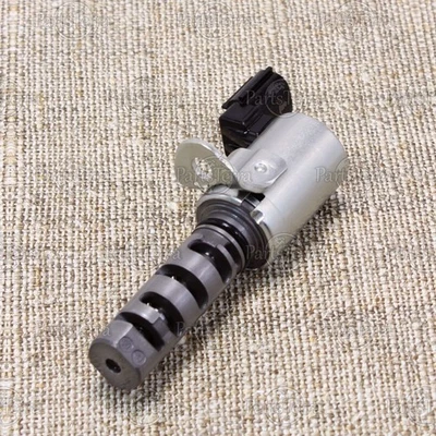 15330-22050 Genuine OEM Toyota COROLLA MATRIX MR2 SPYDER Engine VVT Solenoid Foto 1 de 4