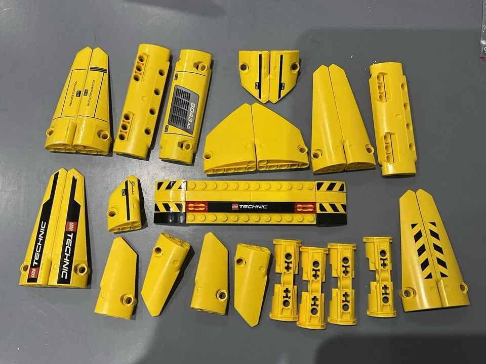 Lego Technic City Construction Digger Buckets Dumper Excavator Black Yellow Lot - Image 1 of 4