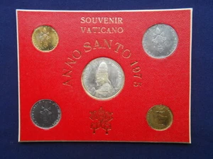 1975 Vatican  Holy Year 4 coins UNC with silvered medal in official red Folder - Picture 1 of 2