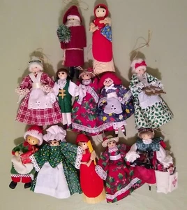 Vtg. handgemachte Maishülse Wäsche Pin Pipe Cleaner Puppe Weihnachtsschmuck 4,25" - Bild 1 von 24