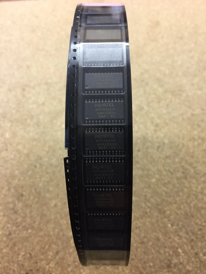 (LOTE DE 10 PIEZAS) QMV82AH5, NORTEL, IC Microcircuito Personalizado PCM Formateador Foto 1 de 1