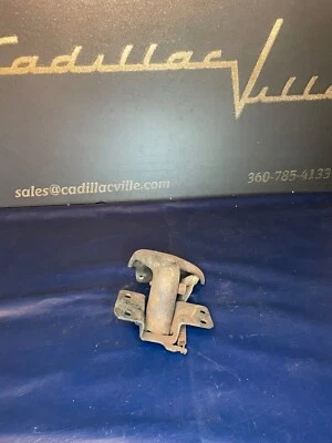 1967 年 1968 年凯迪拉克门铰链前右手下二手原装 DeVille Calais — 第 1/4 张图片