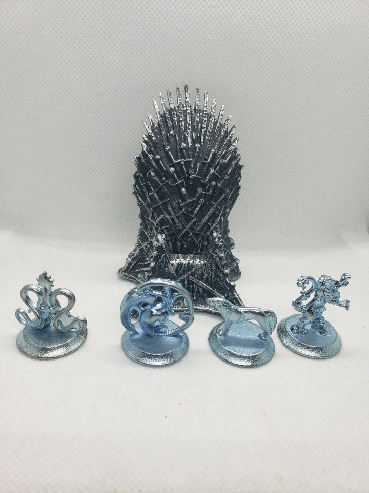 Monopoly Juego de Tronos Repuesto 4 Fichas y Trono Foto 1 de 1