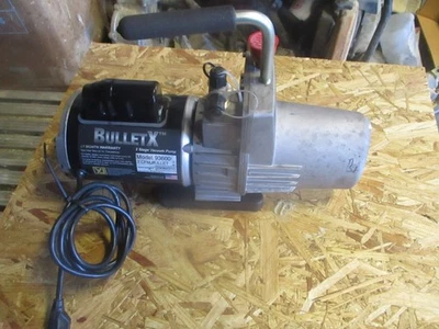 Bomba de vacío Yellow Jacket 93600 7 CFM Bullet X 115VAC 1PH 60HZ 7 CFM 2 etapas Foto 1 de 4