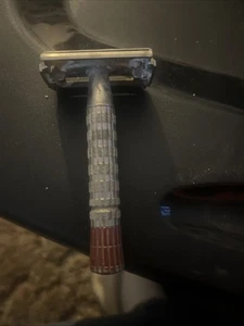 1955 Gillette Red Tip Super Speed Safety Vintage Razor No Blade Original USA - Picture 1 of 8